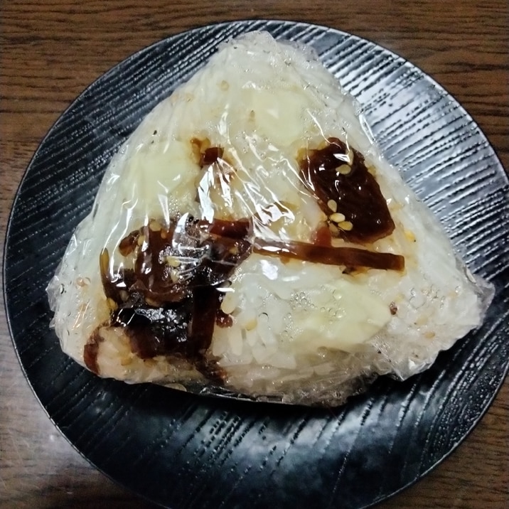 おにぎりアレンジ 昆布佃煮&チーズ